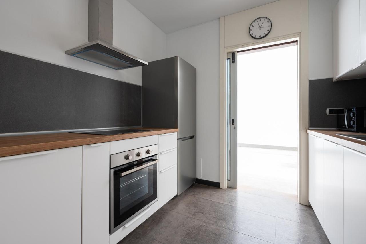 Modern 2br House - Private Pool - Parking San Bartolomé