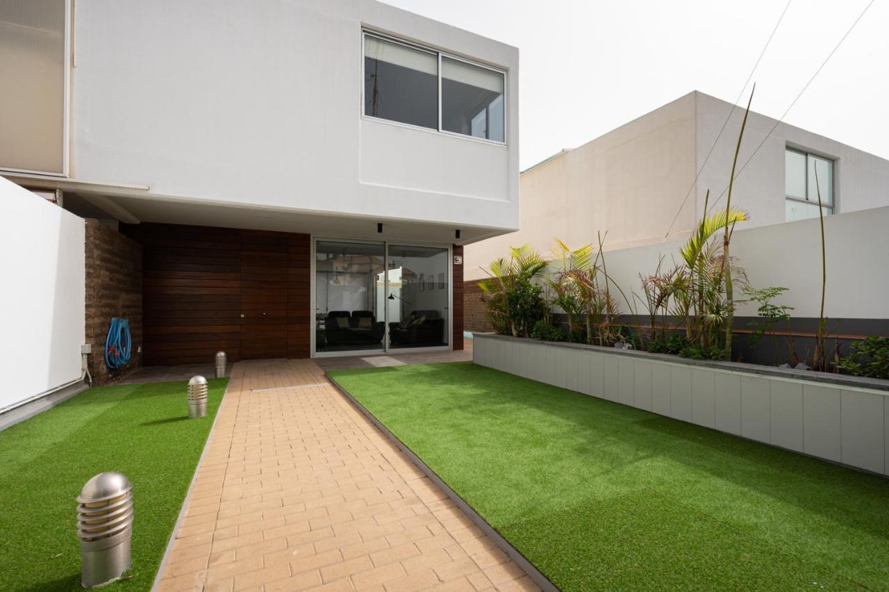 Villa Modern 2br House - Private Pool - Parking *